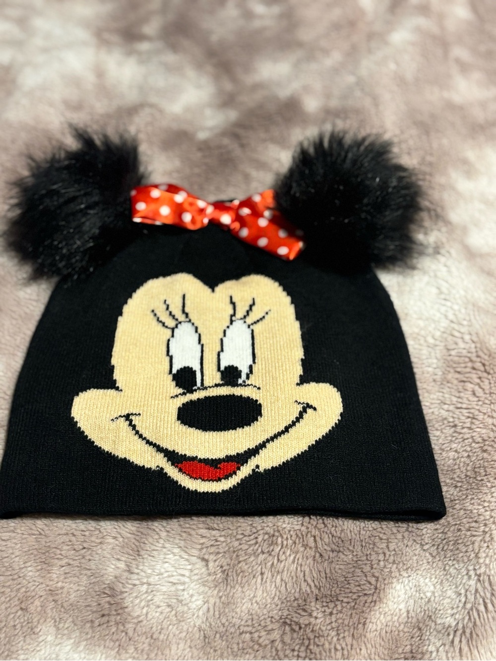 Disney Minnie Mouse Primark Pom Pom Ear Beanie Black Red Bow
(1285)